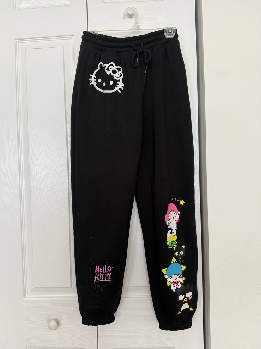 Hello Kitty x Forever 21 Sweatpants - Black Sanrio Graphic - XS